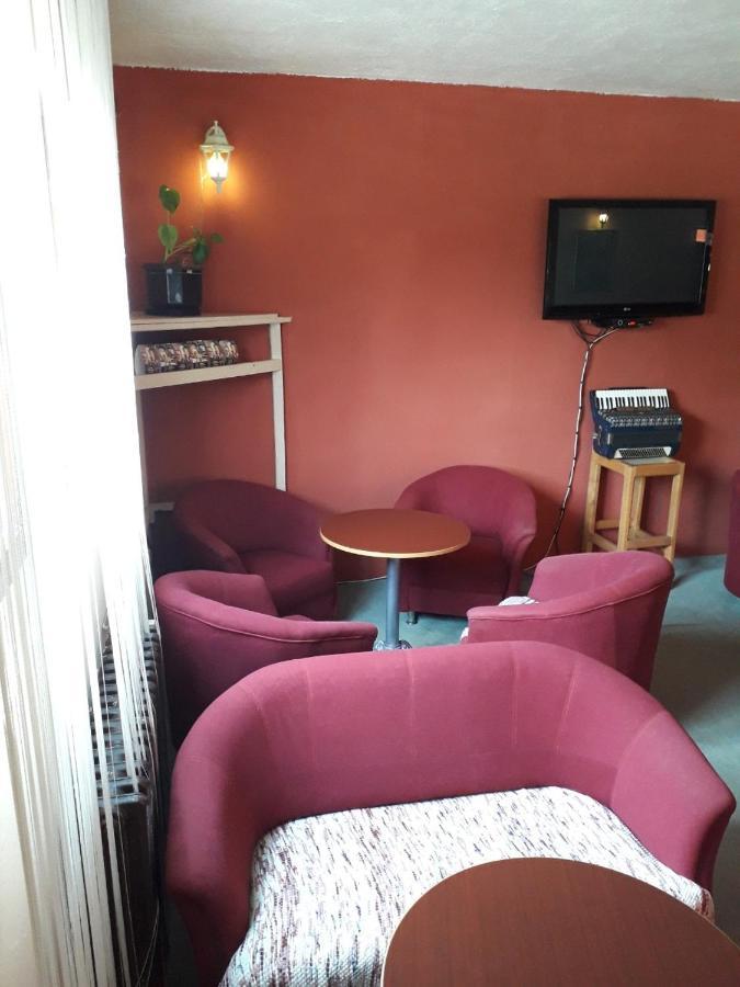 Prenociste Vitas Bed & Breakfast Miljevina Exterior photo